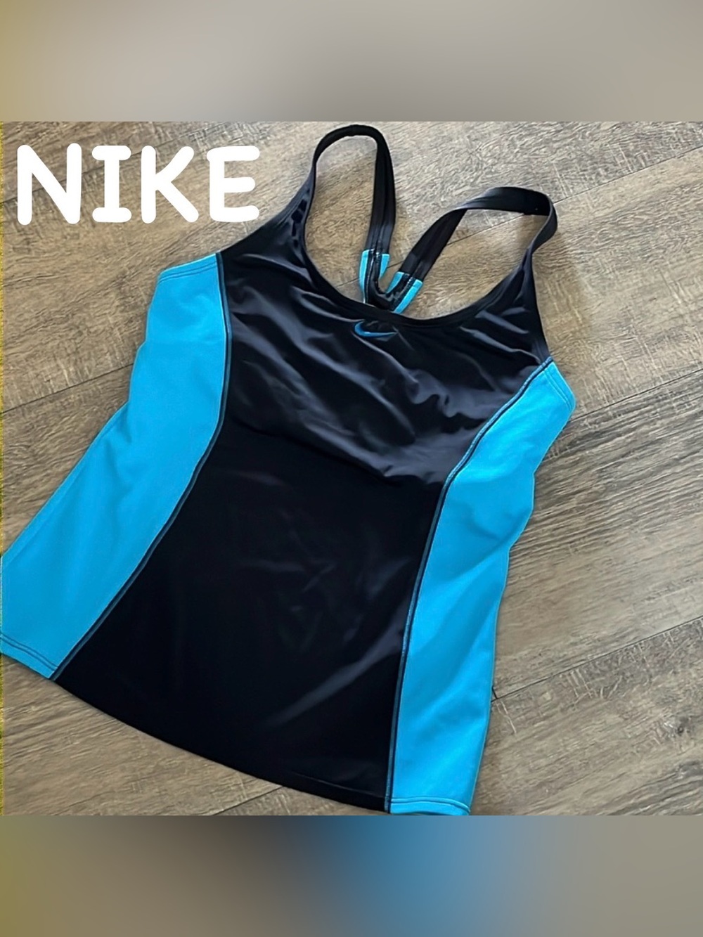 Nike Women's Tankini Medium Black and Blue Swim Exercise Tank Top